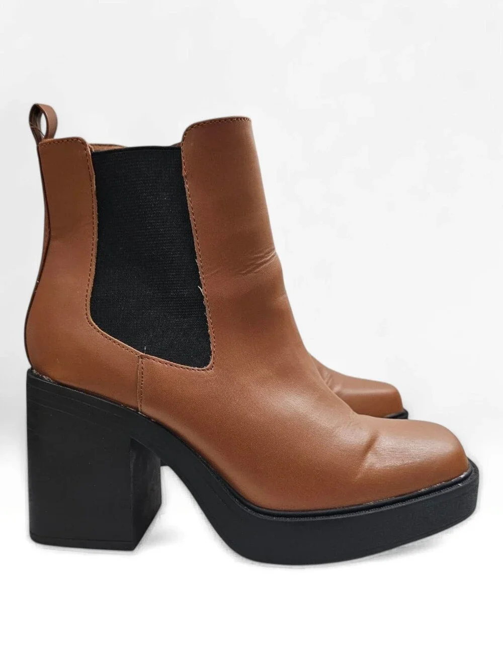 MIA Women Gwyn Chestnut Brown Vegan Leather Block Heel Ankle Chelsea Boots 7.5M